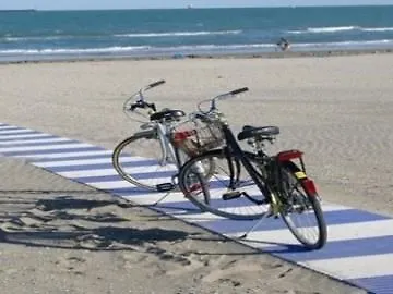 Tiziana ונציה - לידו